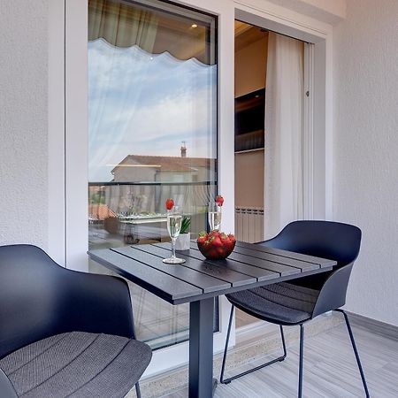 Apartments Zanetti Pula Extérieur photo