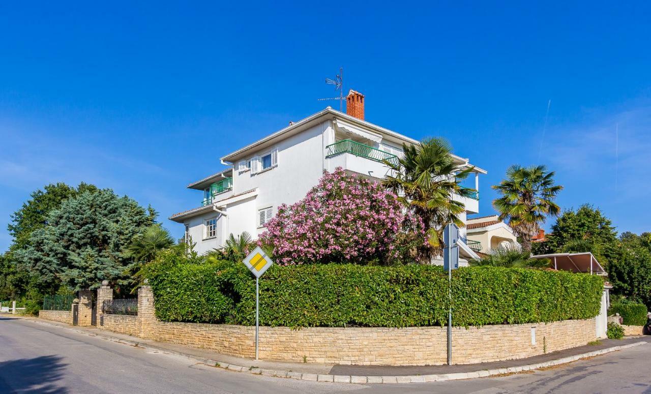Apartments Zanetti Pula Extérieur photo